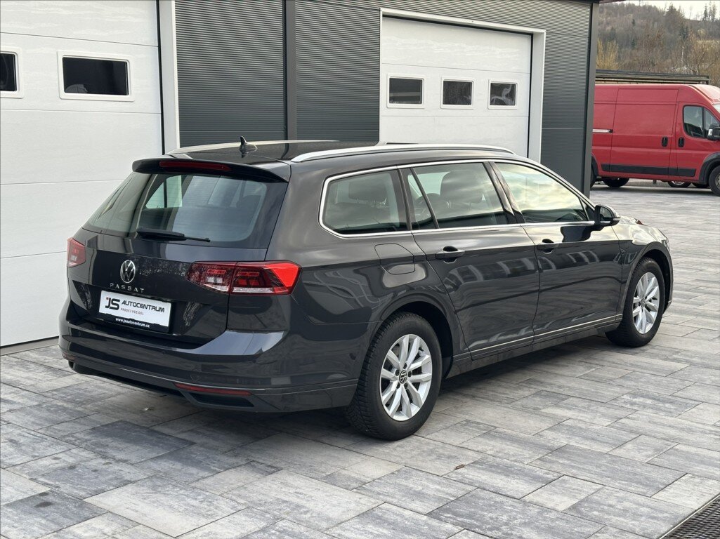 Volkswagen Passat Kombi 1,5 l 110 kw
