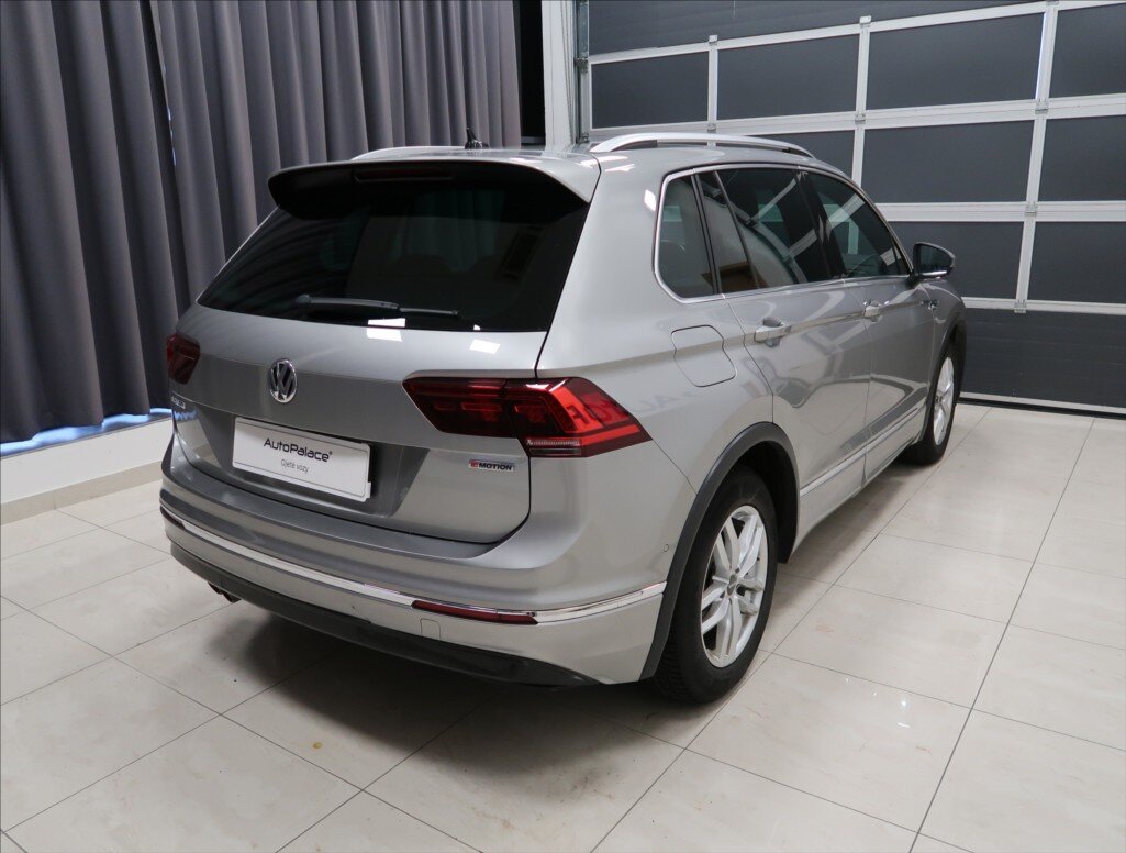 Volkswagen Tiguan SUV / Terénní 2,0 l 140 kw
