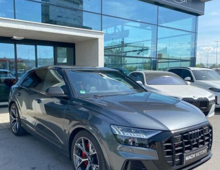 Audi SQ8 SUV 4,0 l 373 kw
