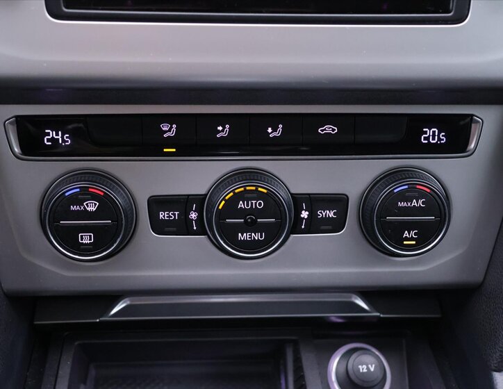 Volkswagen Passat Kombi 2,0 l 110 kw