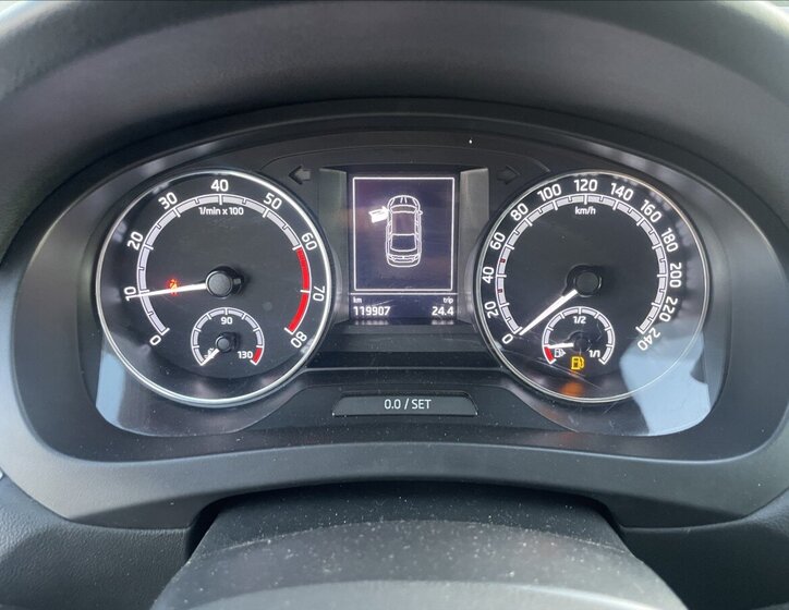 Škoda Rapid Hatchback 999,0 81 kw