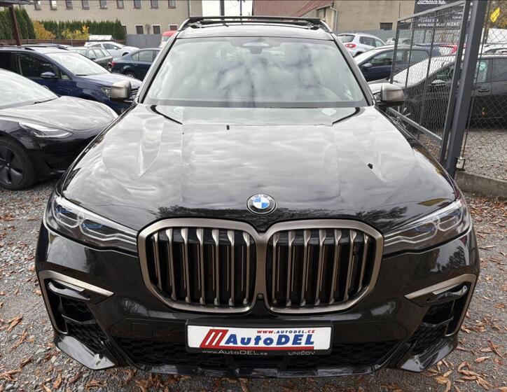 BMW X7 10