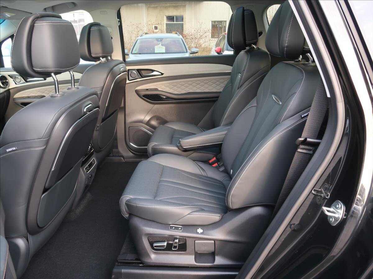 Dongfeng U-Tour MPV 1,5 l 130 kw