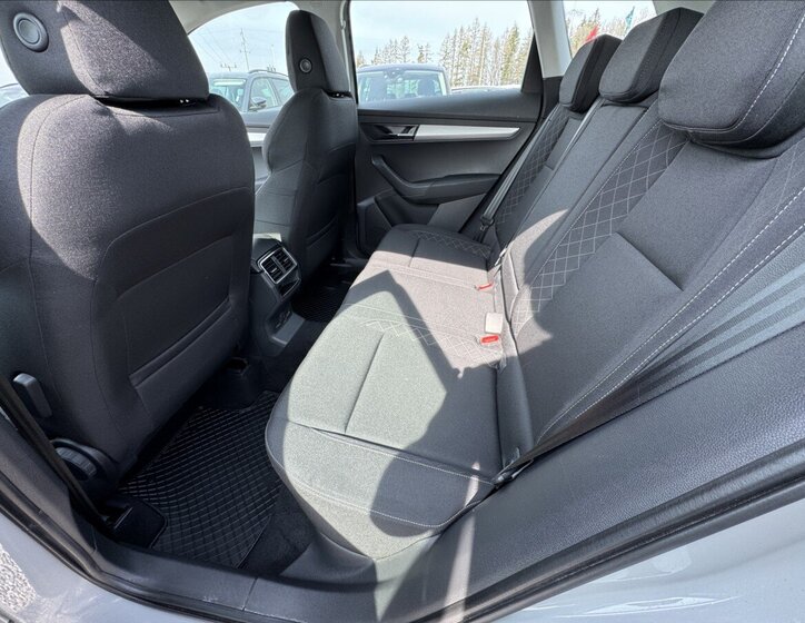 Škoda Karoq Kombi 1,6 l 85 kw