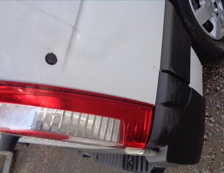 Nissan Interstar Skříň 2,3 l 110 kw