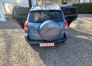 Toyota RAV4 SUV / Terénní 2,2 l 100 kw