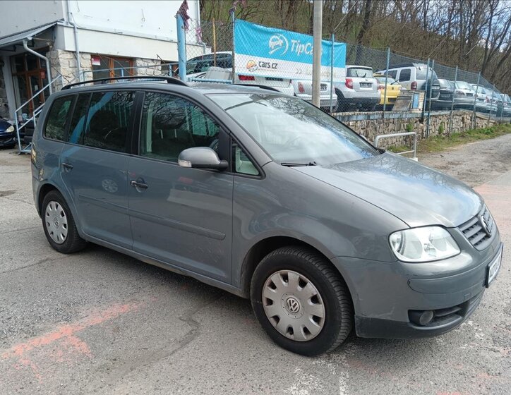 Volkswagen Touran MPV 1,9 l 66 kw