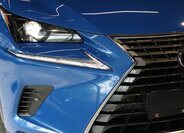 Lexus NX 300h 24