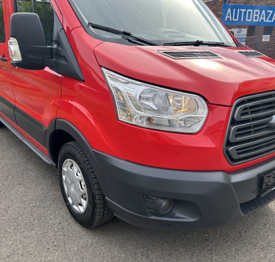 Ford Transit 8