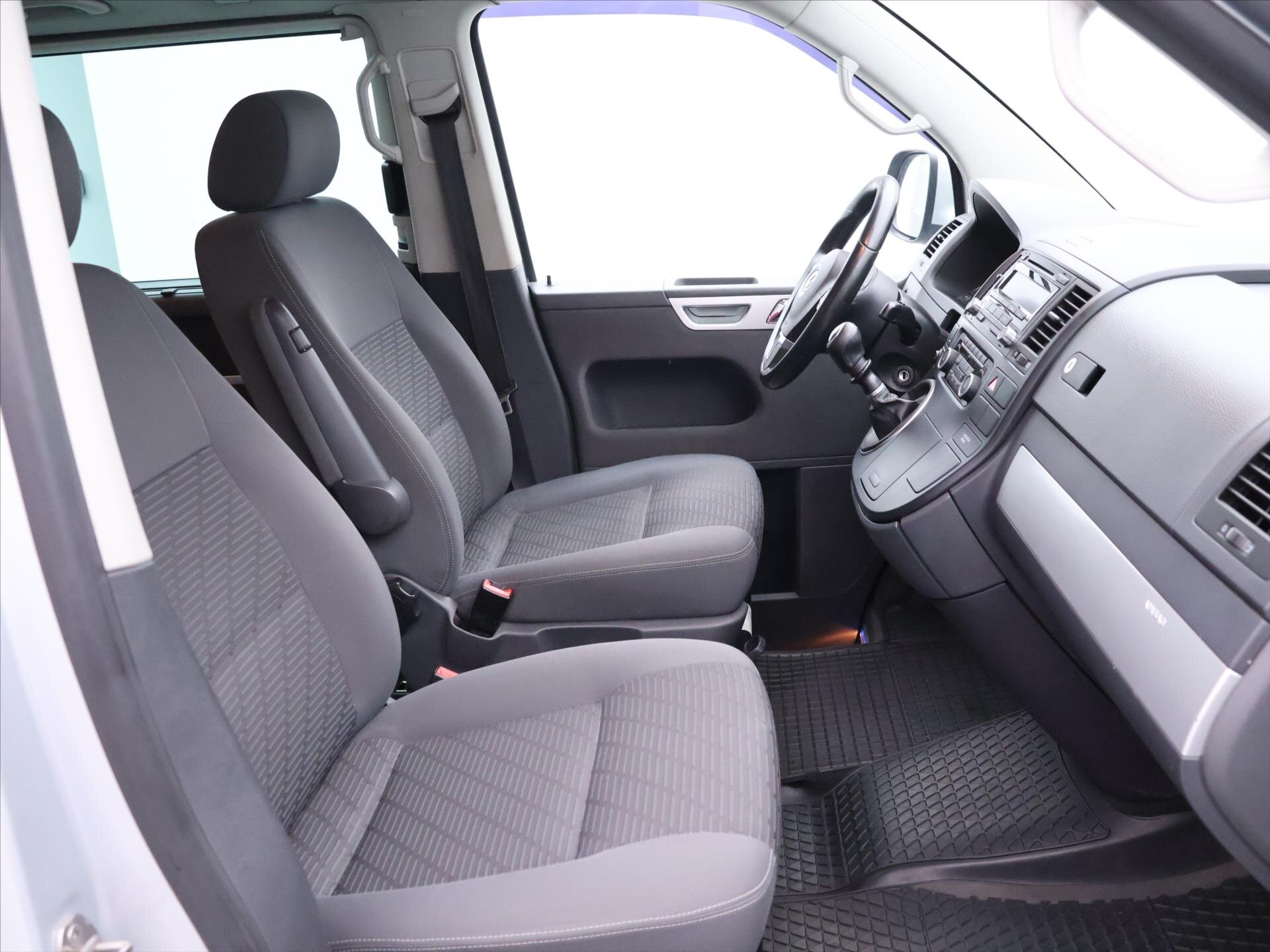 Volkswagen Multivan Kombi 2,0 l 103 kw