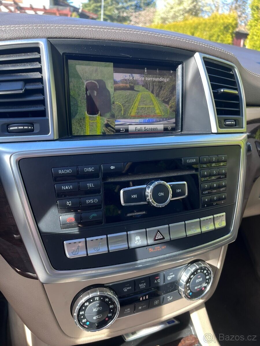 Mercedes-Benz GL Kombi 4,7 l 270 kw