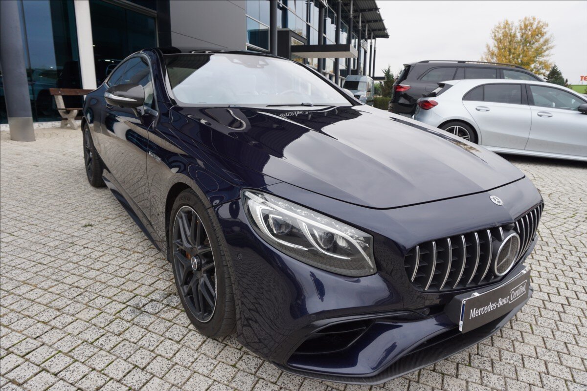 Mercedes-Benz Třídy S Kupé 4,0 l 450 kw