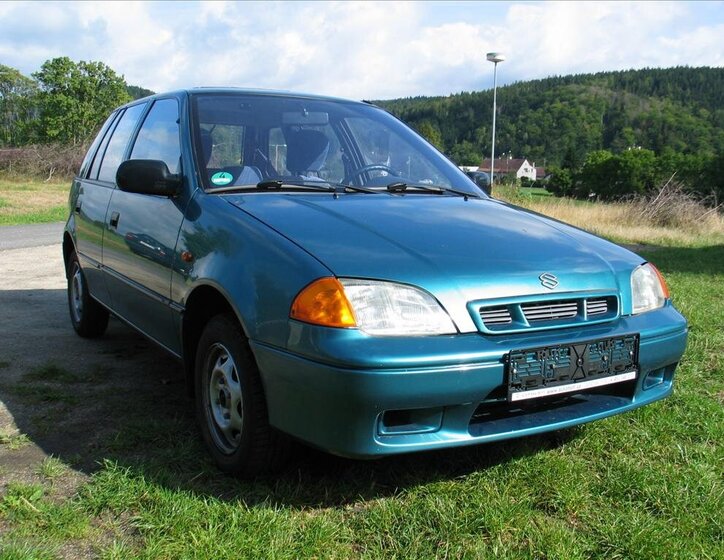 Suzuki Swift Hatchback 993,0 39 kw
