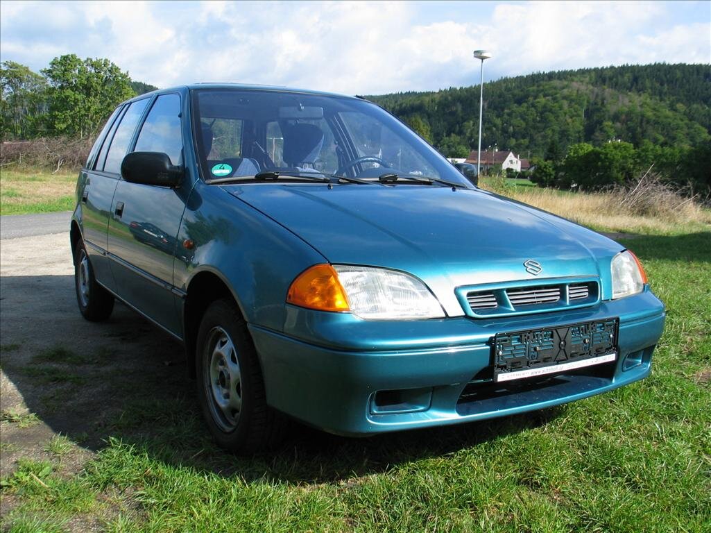 Suzuki Swift Hatchback 993,0 39 kw
