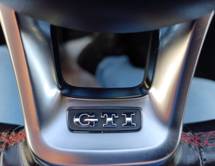 Volkswagen Golf Hatchback 2,0 l 180 kw