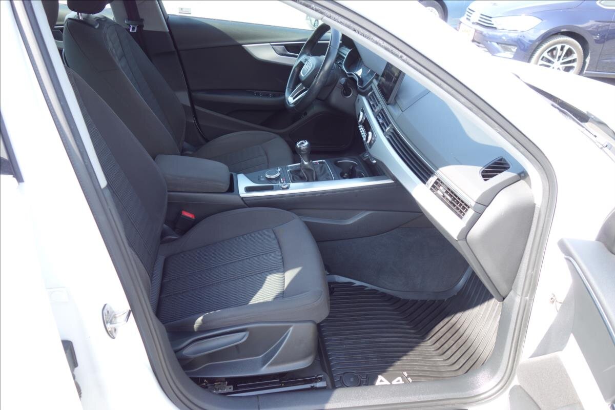 Audi A4 Sedan / Limuzína 2,0 l 110 kw