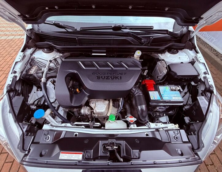 Suzuki SX4 S-Cross SUV / Terénní 1,4 l 103 kw