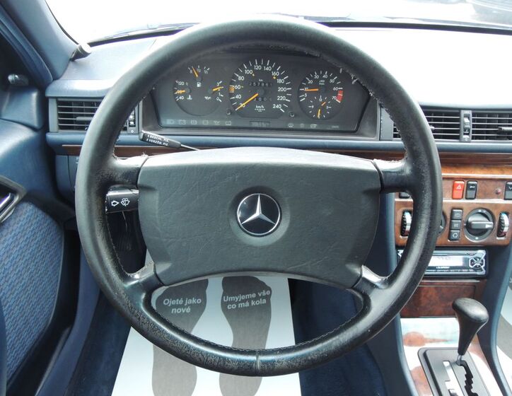 Mercedes-Benz Třídy E 10