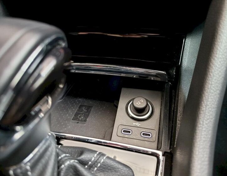 Škoda Karoq SUV / Terénní 1,5 l 110 kw