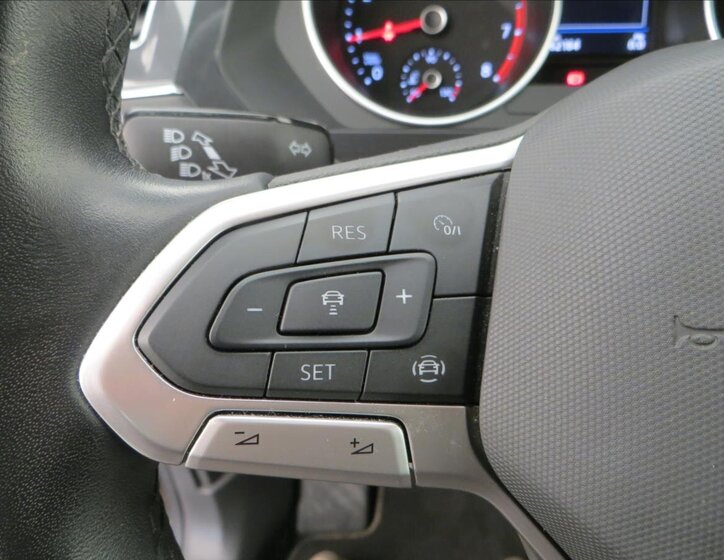 Volkswagen Tiguan SUV / Terénní 1,5 l 110 kw