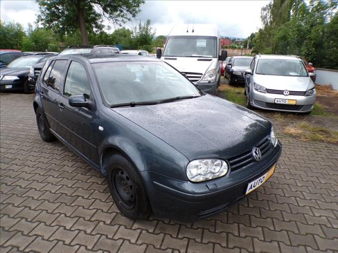 Volkswagen Golf Hatchback 1,6 l 77 kw