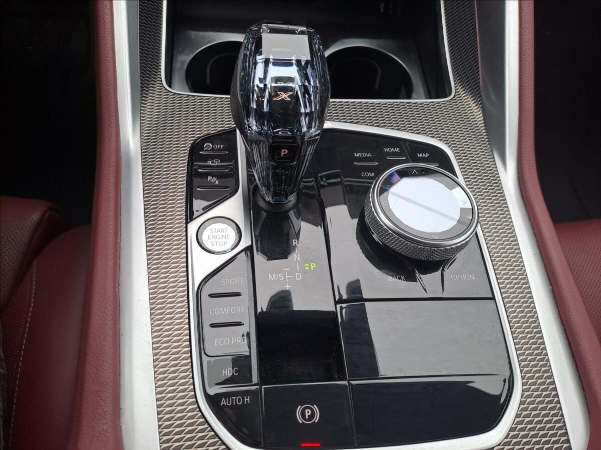 BMW X6 SUV 3,0 l 210 kw