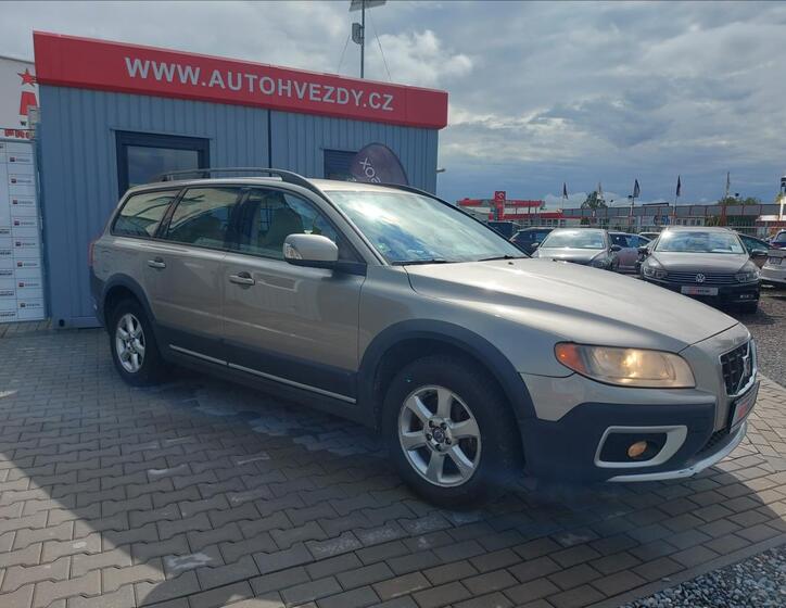 Volvo XC70 1