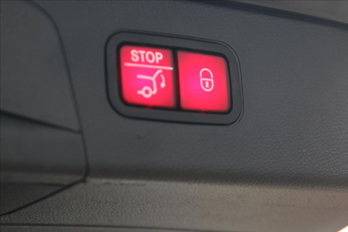 Mercedes-Benz GLC SUV / Terénní 3,0 l 270 kw