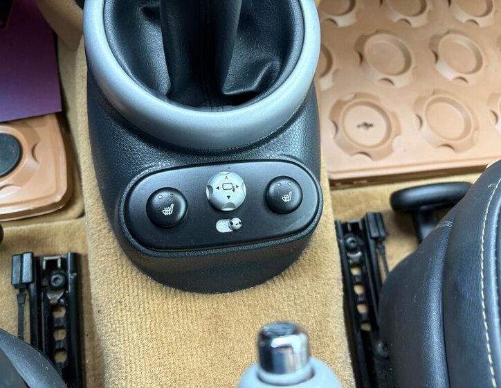 Mini Cooper Hatchback 1,6 l 85 kw