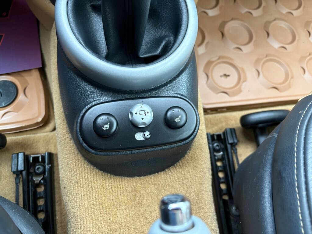 Mini Cooper Hatchback 1,6 l 85 kw