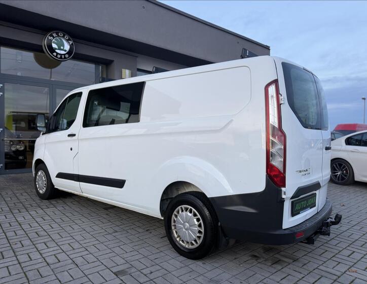 Ford Transit Custom 8