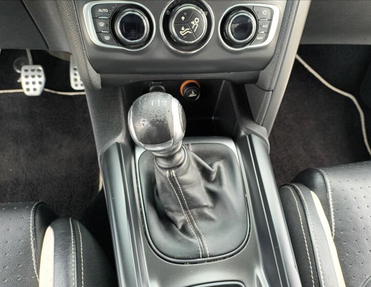 Citroën DS4 Hatchback 1,6 l 147 kw