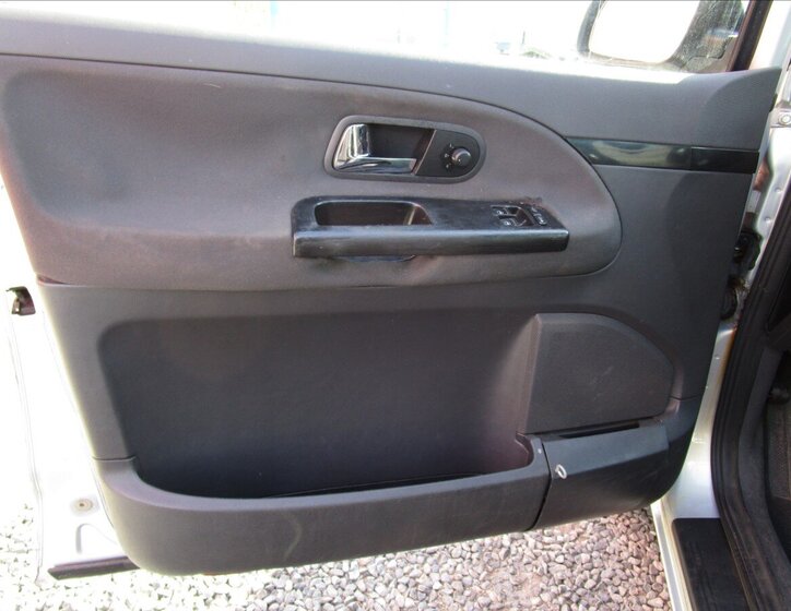 Volkswagen Sharan Kombi 1,9 l 85 kw