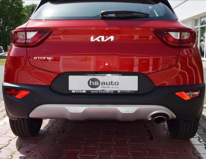 KIA Stonic SUV 1,2 l 57 kw