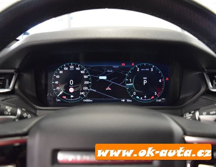 Land Rover Range Rover Velar SUV 2,0 l 150 kw