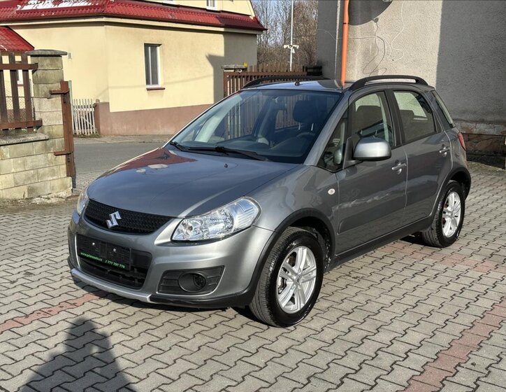 Suzuki SX4 Hatchback 1,6 l 88 kw