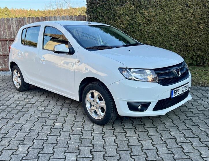 Dacia Sandero Hatchback 1,1 l 55 kw