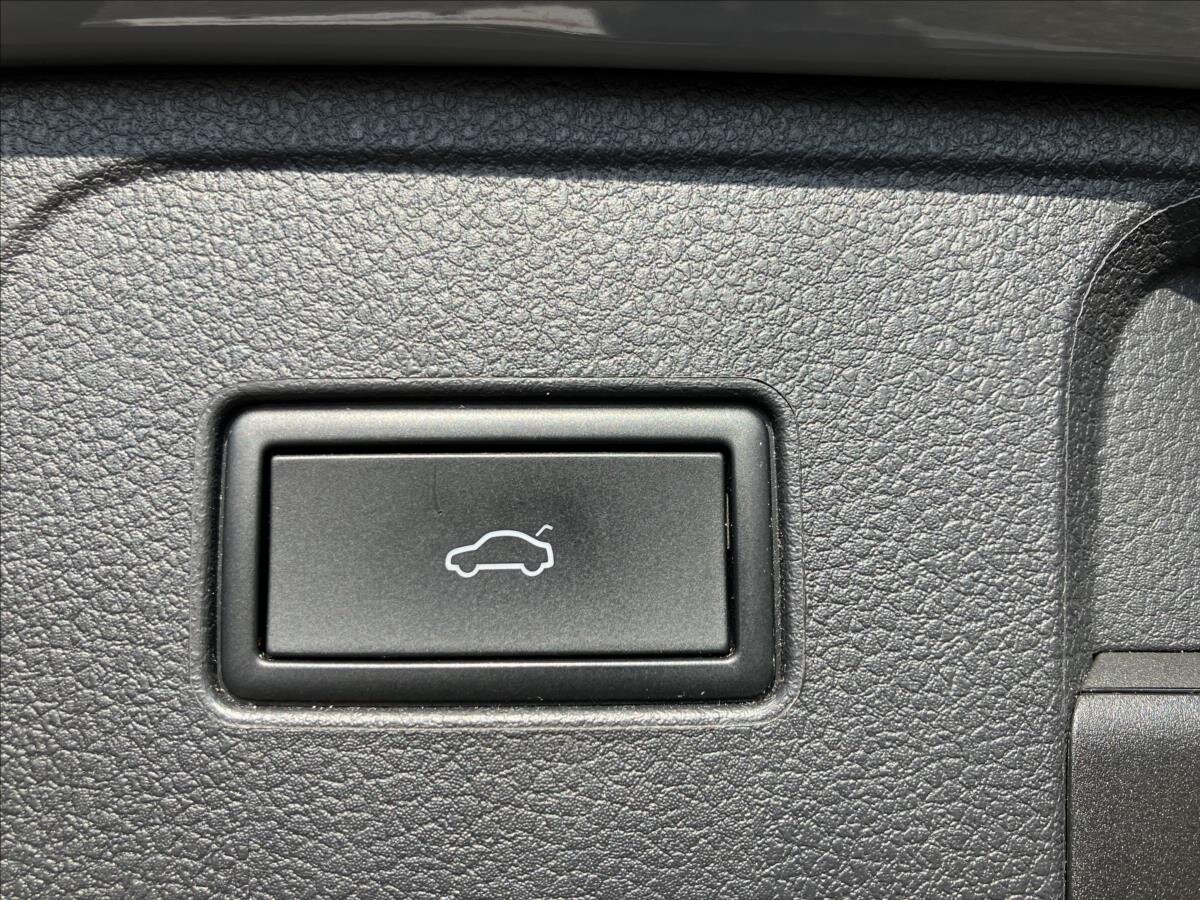 Volkswagen Passat Kombi 2,0 l 90 kw