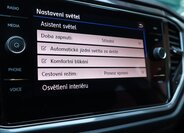 Volkswagen T-Roc CUV / Crossover 1,5 l 110 kw