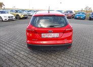Ford Focus Kombi 999,0 74 kw