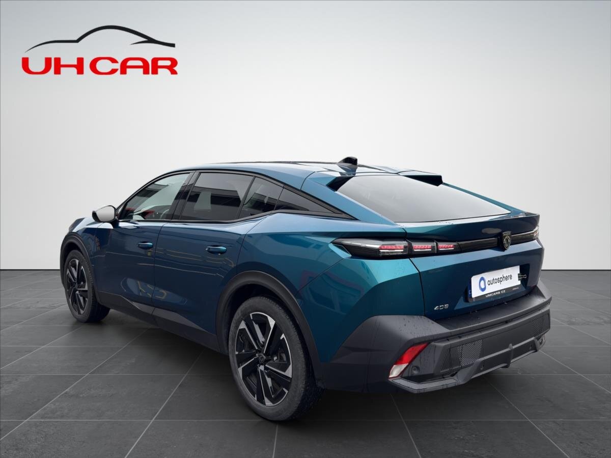 Peugeot 408 Liftback 1,2 l 96 kw