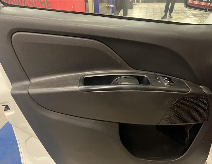 Fiat Dobló cargo 15