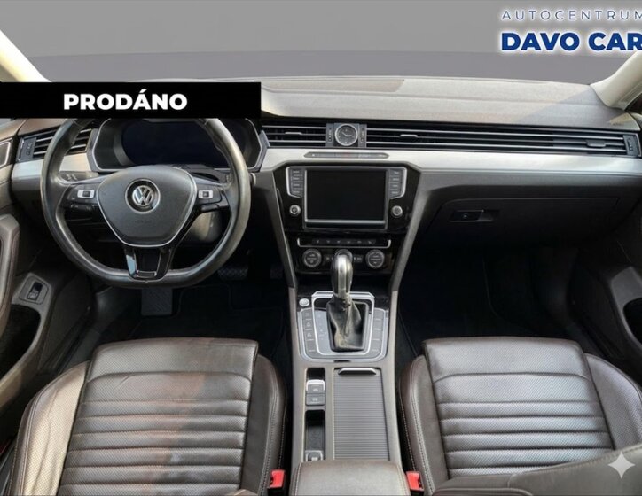 Volkswagen Passat Kombi 2,0 l 176 kw
