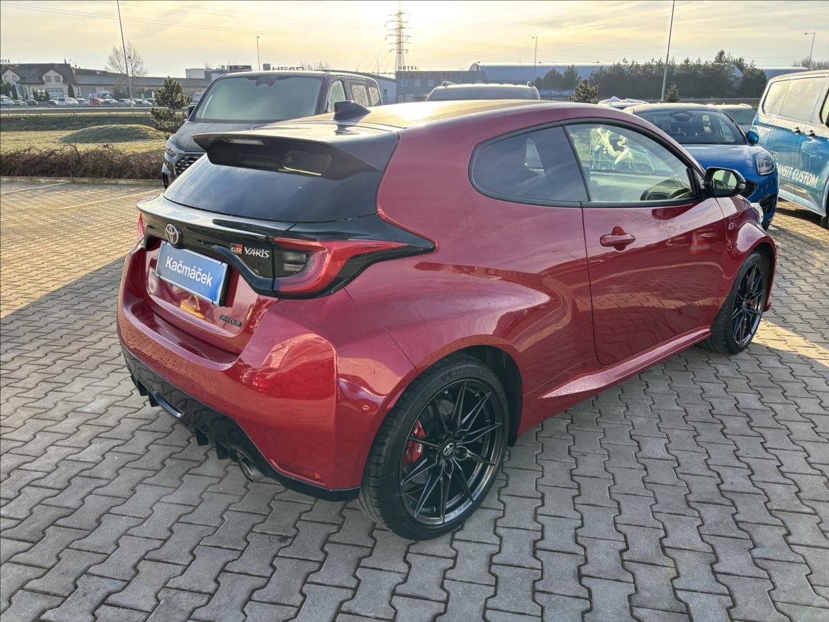 Toyota GR Yaris Hatchback 1,6 l 192 kw