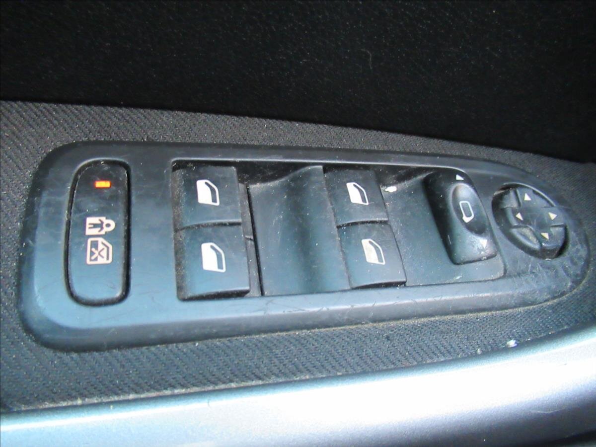 Peugeot 308 Kombi 1,6 l 68 kw