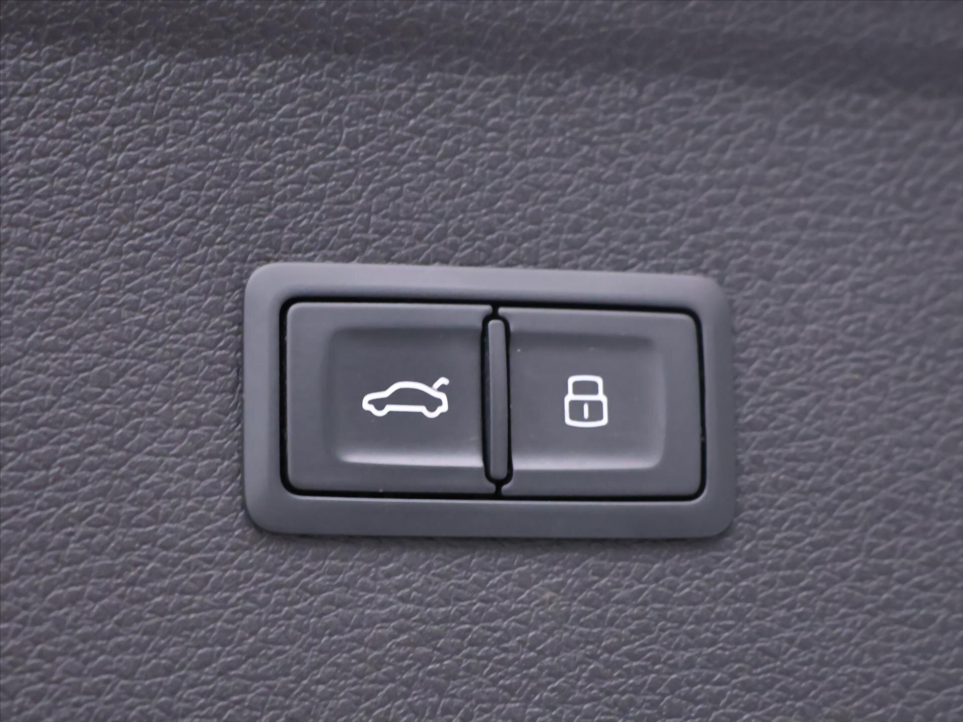 Audi Q5 SUV / Terénní 2,0 l 140 kw