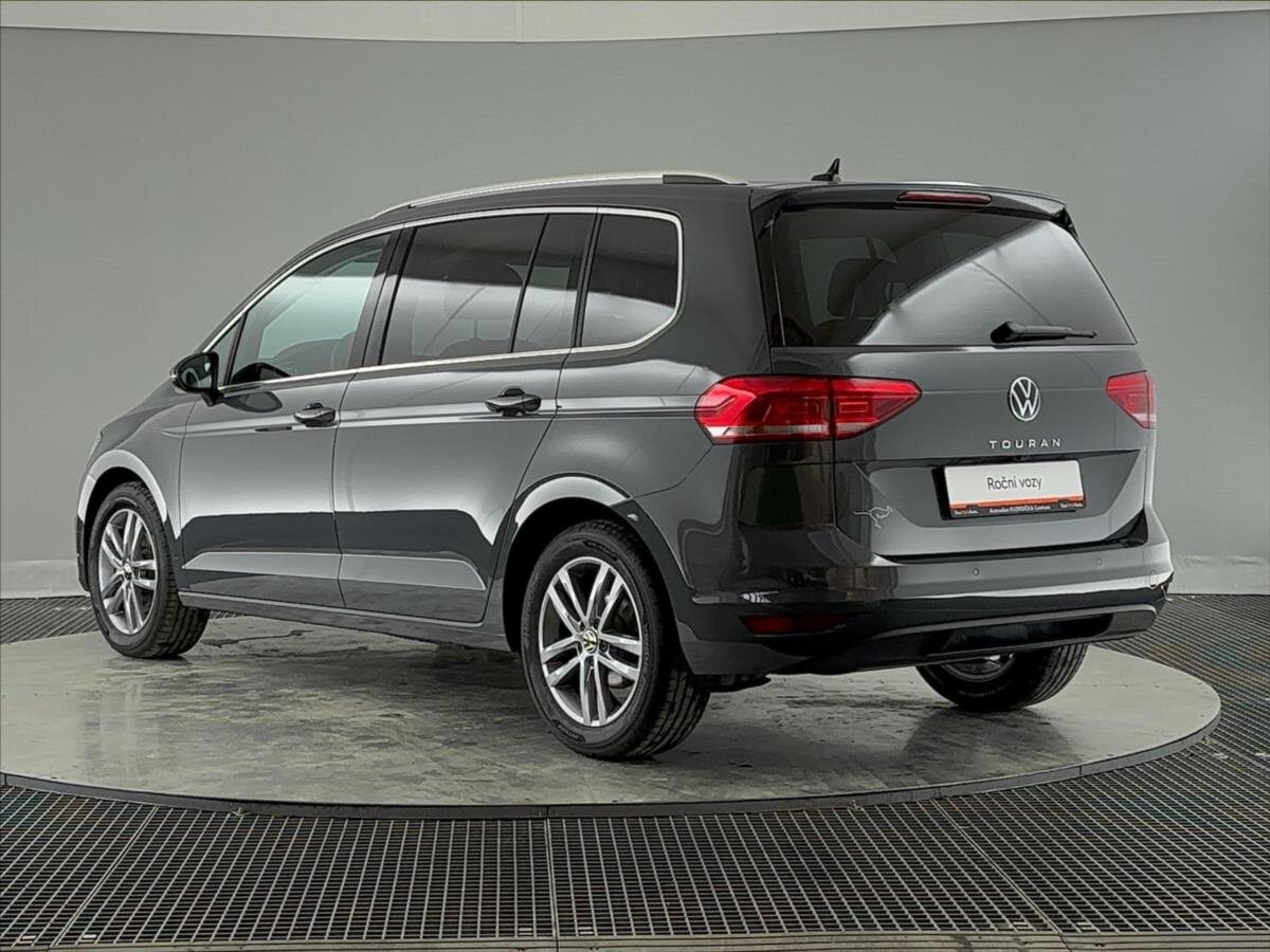 Volkswagen Touran MPV 1,5 l 110 kw