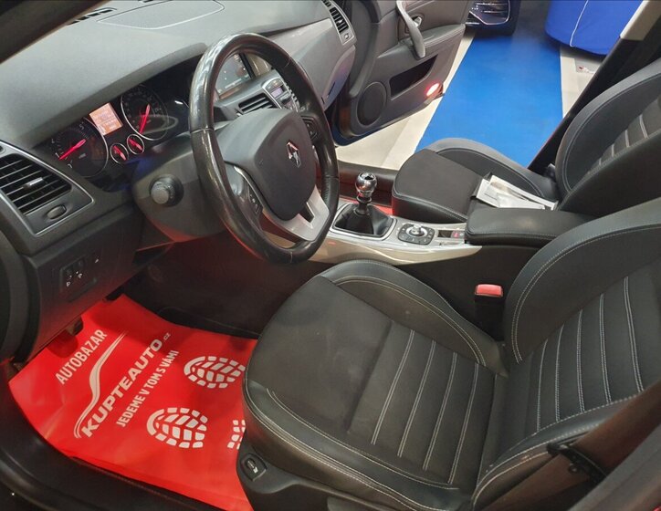 Renault Laguna Kombi 2,0 l 103 kw