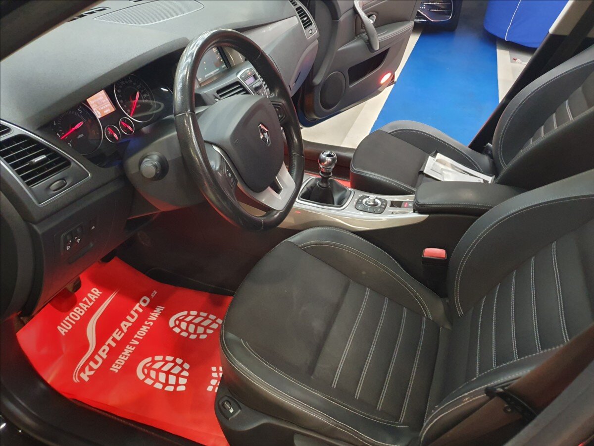Renault Laguna Kombi 2,0 l 103 kw