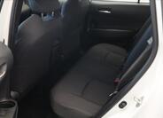 Toyota Corolla Cross 13